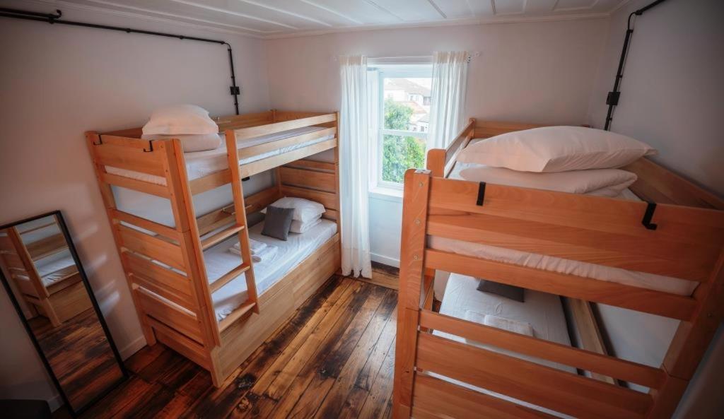 Inn Door 21 - Hostel & Suite Braganca Luaran gambar