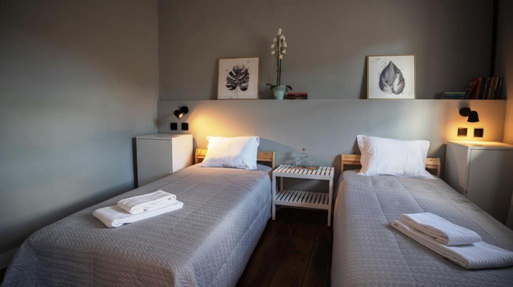 Inn Door 21 - Hostel & Suite Braganca Luaran gambar